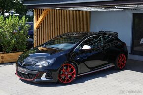 Opel Astra GTC OPC 2.0 Turbo 243kW EDS - 2