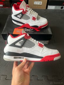 Nike Jordan 4 Fire Red - 2