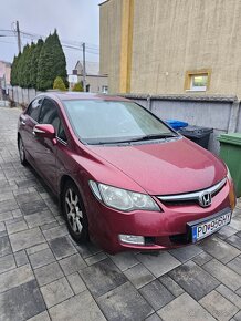 Honda civic 1.8 Vtec 8g  sedan + LPG - 2