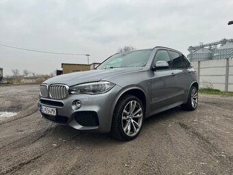 BMW X5 xDrive40d F15 - 2