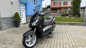 Yamaha Xmax 250i - 2