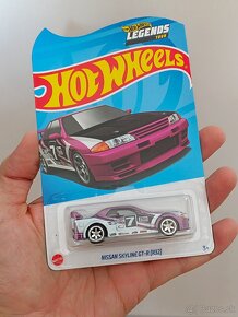 Hotwheels Nissan Skyline GT-R R32 Legends Tour - 2