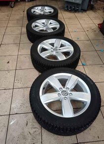 Disky 17" origina VW + zimne pneu nokian - 2