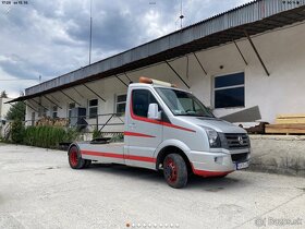 VW Crafter 2,5 TDi miniťahač návesov kamion - 2