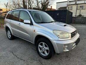 TOYOTA RAV4 2.0 D-4D - 2