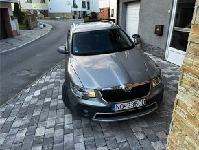 ŠKODA SUPERB 2 2.0TDI 103KW 4X4 OUTDOOR 2012 - 2