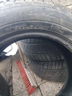 225/60 r17 - 2