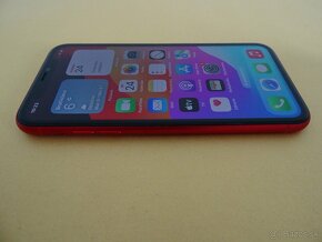 iPhone 11 64GB RED - ZÁRUKA 1 ROK - VELMI DOBRY STAV - 2