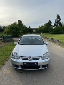Volkswagen Golf 5 Comfort = 1.6 FSI, 85kW, Benzin = - 2