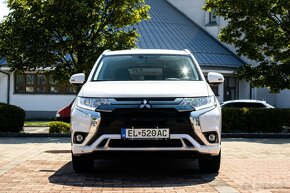 Mitsubishi Outlander 2.4 MIVEC PHEV Instyle 4WD - 2