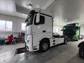 Mercedes-Benz Actros 1851 - 2