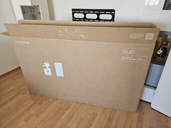 Televízor Samsung QLED 65" 163cm - 2