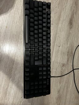 Logitech G413 SE - 2