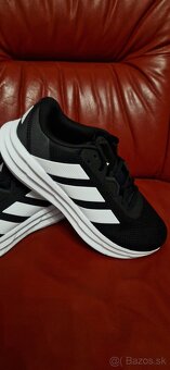 Adidas botasky vel 44-Nové...Grocs vel.45 - 2