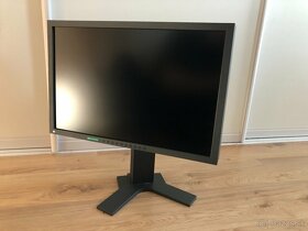 Starší profesionálny monitor Eizo Flexscan S2233W 22" - 2