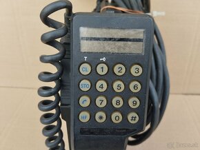 Starý telefon - 2