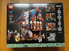 Lego 21325 Stredoveká kováčska dielňa (Blacksmith Medieval) - 2