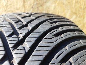 245/40 r18  skoro nove - 2