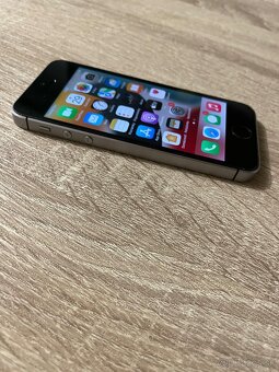 iPhone SE 2016 (1.generacia) 32GB Space Gray Super stav - 2