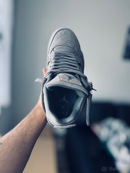 Jordan 4 kaws - 2