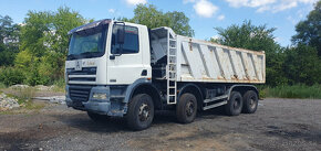 SKLÁPĚČ DAF CF 85.430, 8X4, rok 2003, manuál, EURO 3 - 2