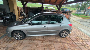 Predám Peugeot 206  5P 1,4HDi - 2