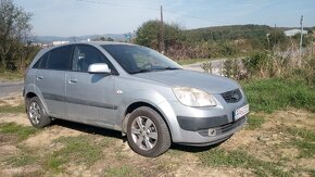 Kia Rio 1.5 crdi - 2