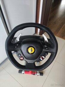 Thrustmaster T80 Ferrari 488 GTB Edition + Stojan - 2