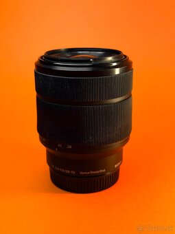 Sony 28-70mm f/3.5-5.6 - 2