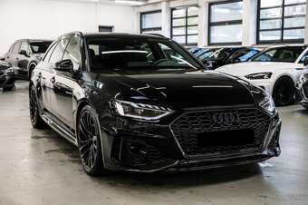 Audi RS4 Avant - 2