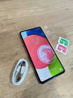 Samsung Galaxy A52 5G čierný - super stav + záruka - 2