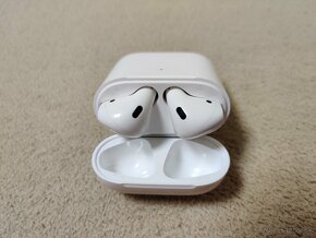 Apple Airpods 1 - originálne bluetooth slúchadlá. - 2