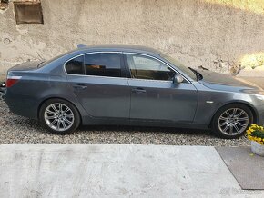 BMW E60 520I - 2