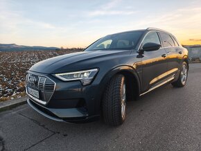 AUDI E-TRON 95 kWh 55 300kW Quattro 10/2022 odpočet DPH PANO - 2