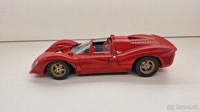 1:18 FERRARI 330 P4 - 2