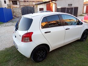 Toyota Yaris 1.0 - 2