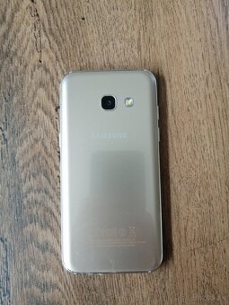 Samsung galaxy A3 gold - 2