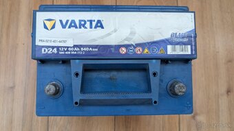 Autobateria Varta 60Ah 540 A použitá ale funkčná - 2