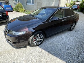 Honda Accord CL9 2.4 140 kW poface (2006) Executive - 2