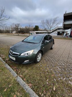 Opel Astra J - 2