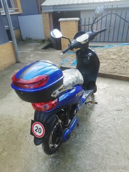 Scooter elektrický - 2