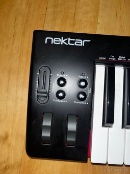 MIDI keyboard Nektar Impact SE49 - 2