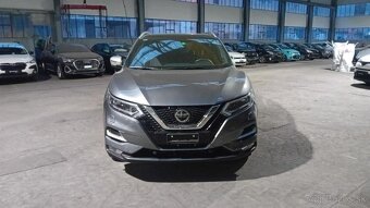 Niisan Qashqai - 2