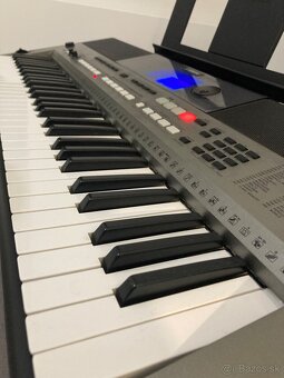 Yamaha PSR-E443 - 2