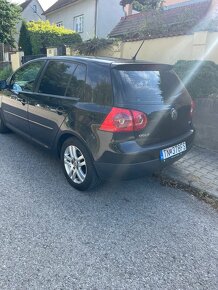 Golf 5 - 2