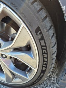 Michelin Pilot Sport 5 225/40 r18 92Y - 2