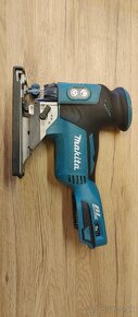 Predam priamociaru pilu Makita DJV181Z - 2