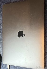 Ako nový - MacBook Pro 2016 - posledný s Touch Barom - 2