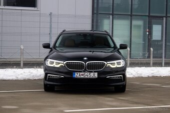 BMW Rad 5 530d xDrive A/T - 2