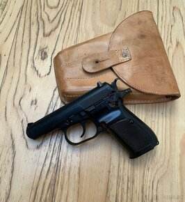 školský rez CZ82 vz82 vz.82 9mm Makarov znehodnocen - 2